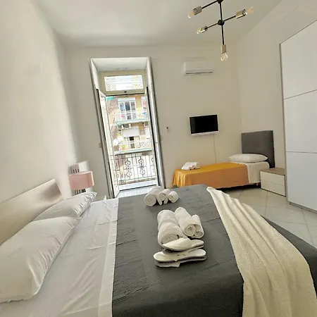 Holiday House Station-2